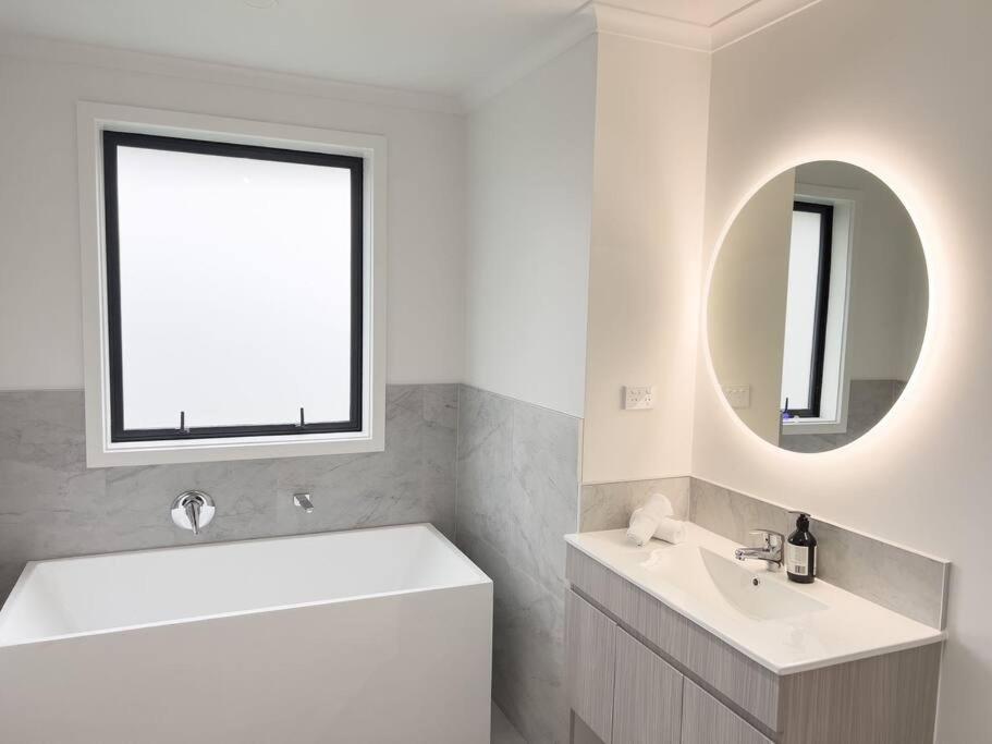 Rotorua Sunshine Brand New 4 Bedroom House Dış mekan fotoğraf
