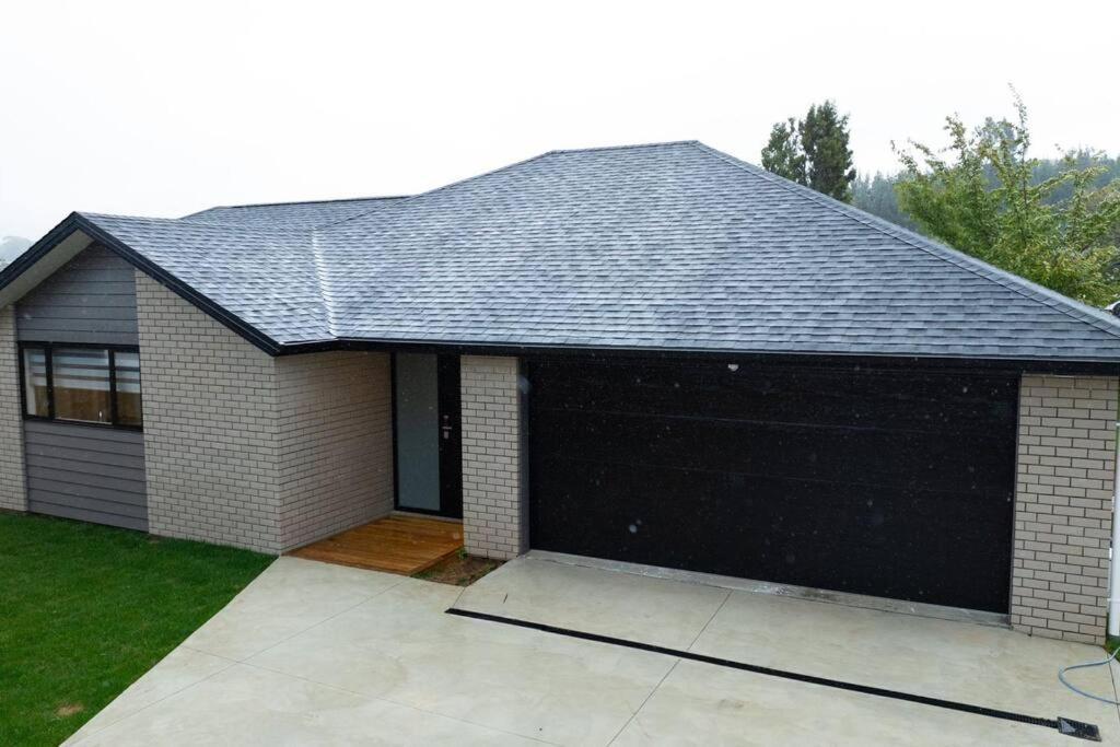 Rotorua Sunshine Brand New 4 Bedroom House Dış mekan fotoğraf